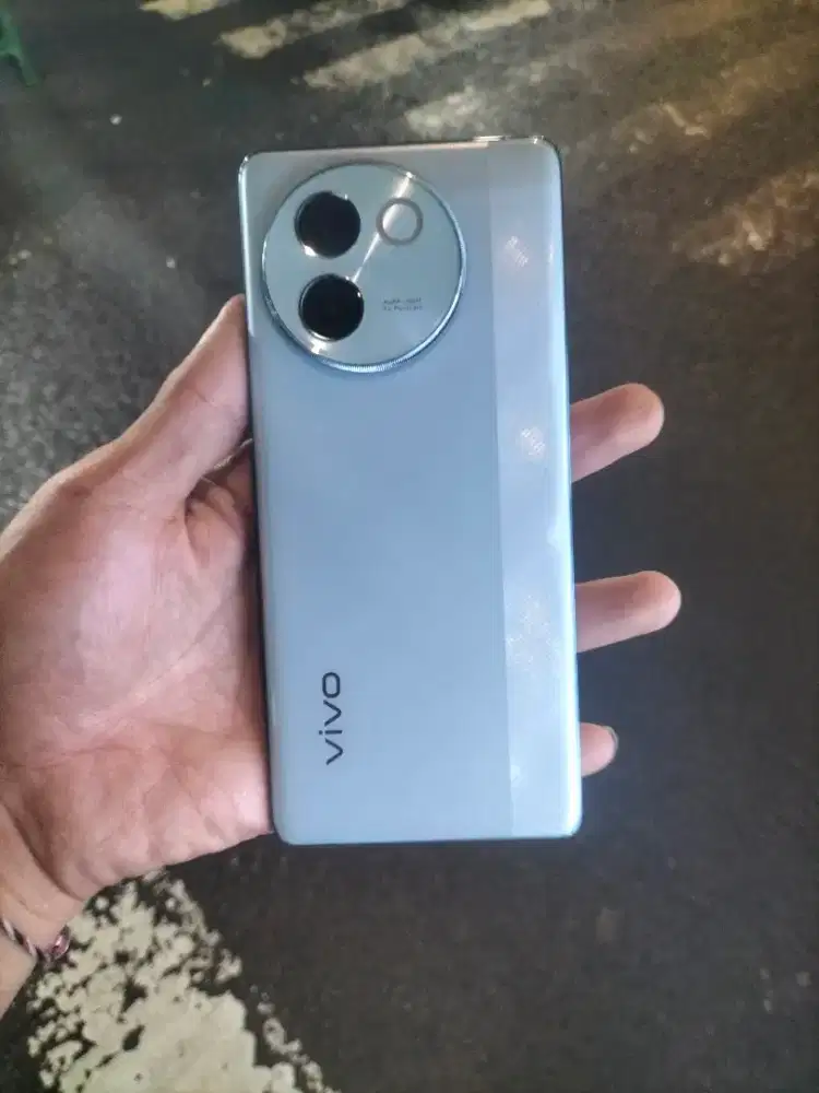 Vivo V30e 5G Ram8+8/128 Mulus Likenew No Minus