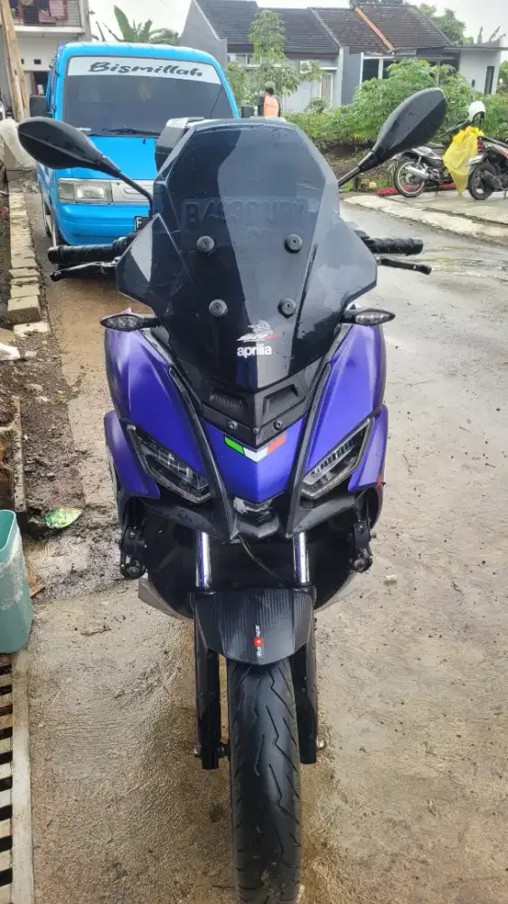 Aprilia SR GT 200