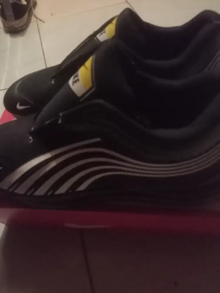 JUAL SEPATU MERK NIKE