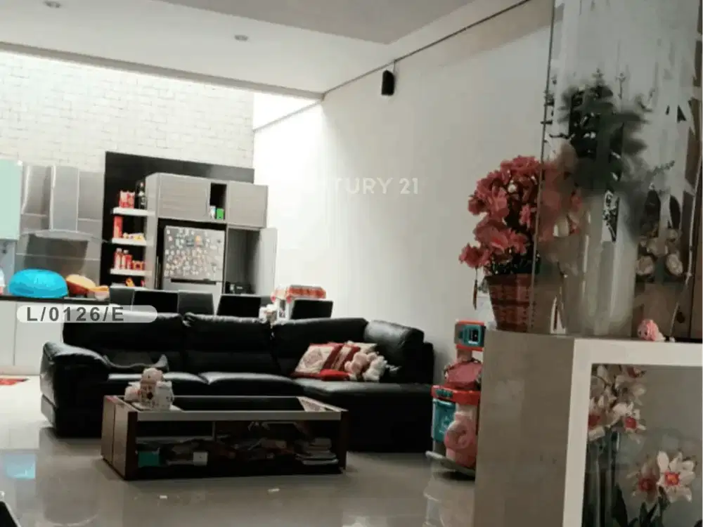 Dijual Rumah 2 Lantai Full Furnished Di Singgasana Bandung