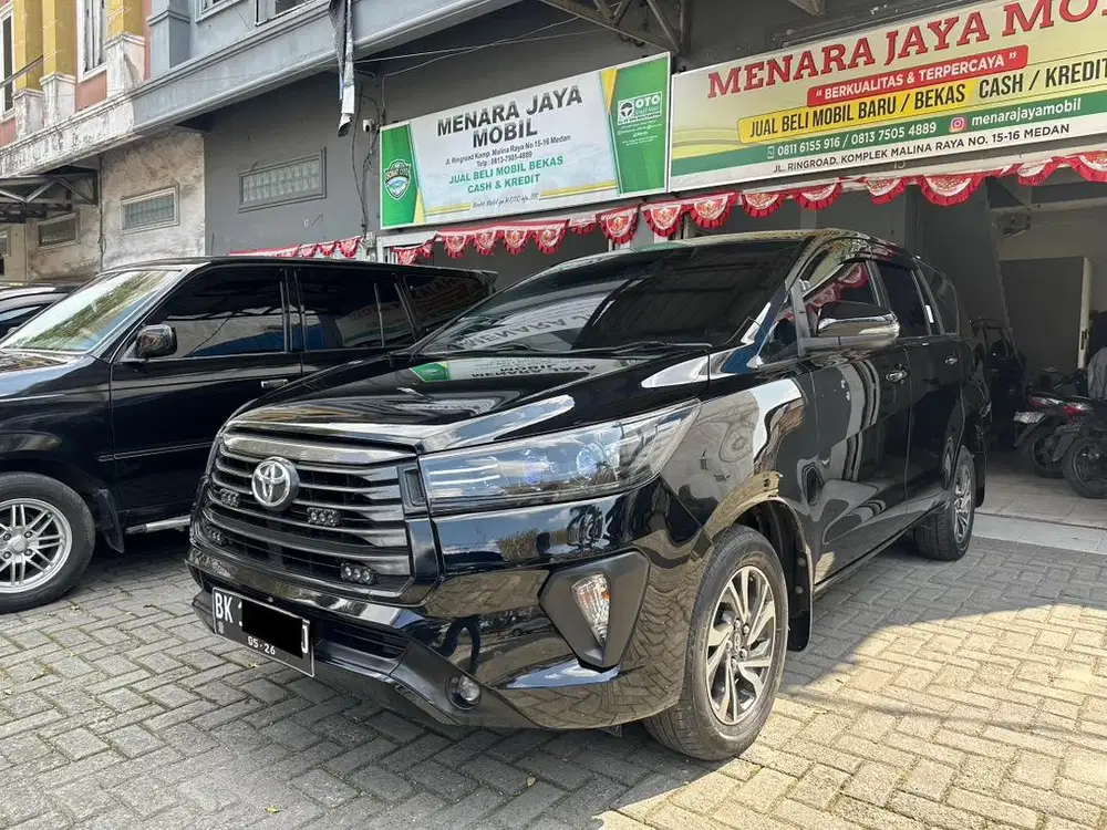 Toyota Innova Reborn 2.4 V Matic Diesel 2021