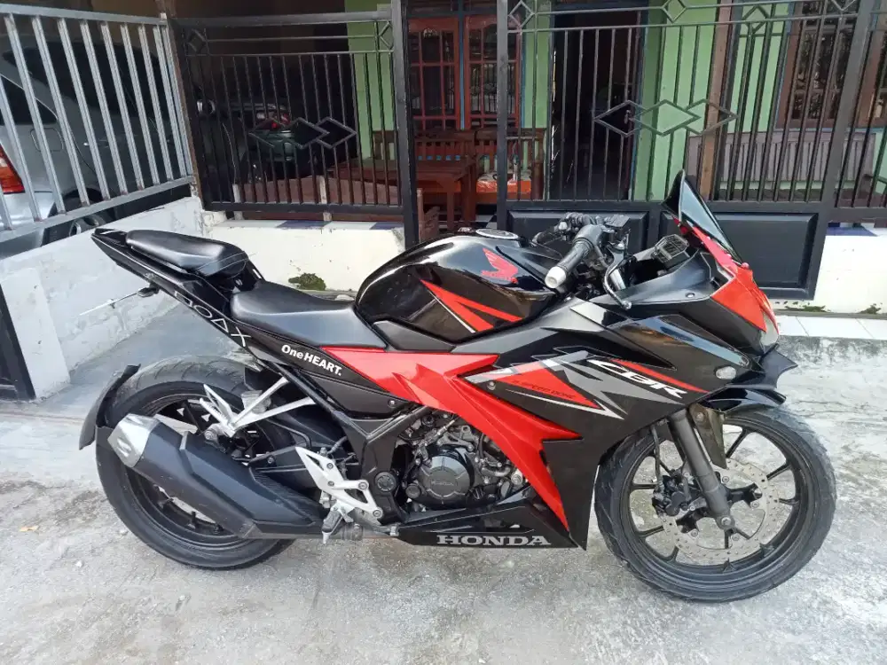 CBR 150R 2019 komplit