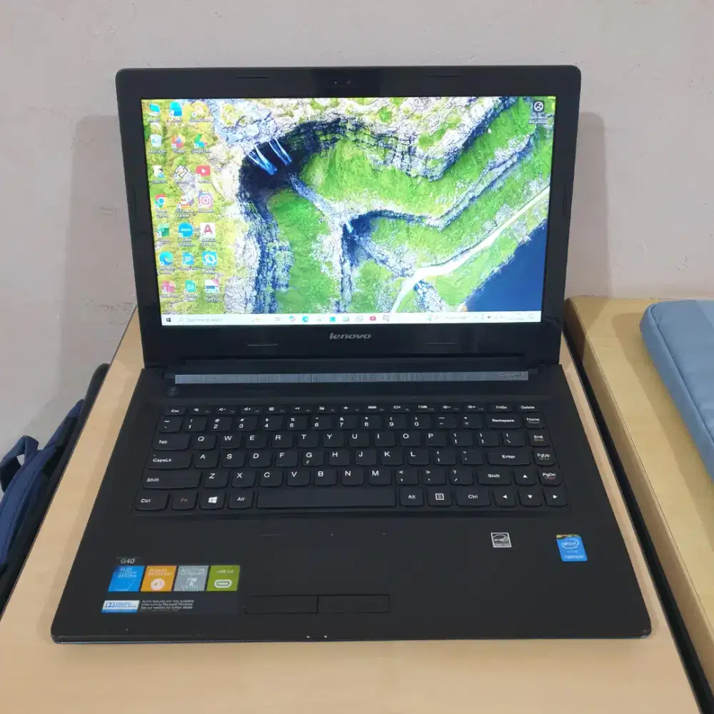 LENOVO G40 - 30