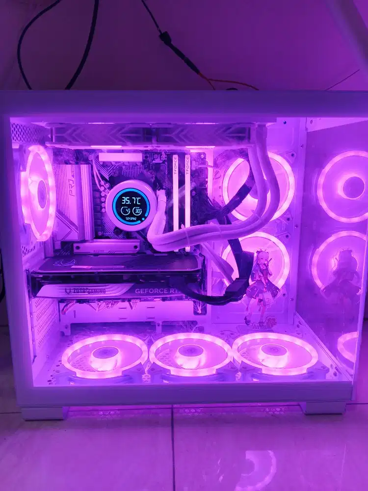 PC Gaming & Content Creator RTX 4070 SUPER Full White Aesthetic