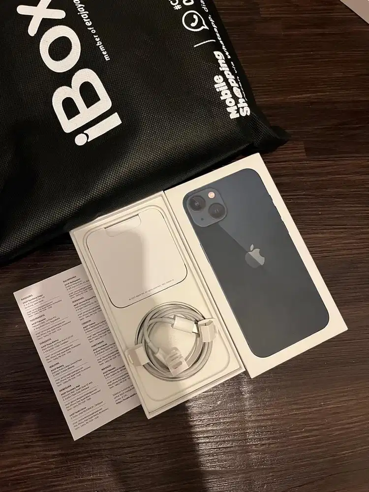 iPhone 13 128GB iBox like new garansi on sampe agustus 2026