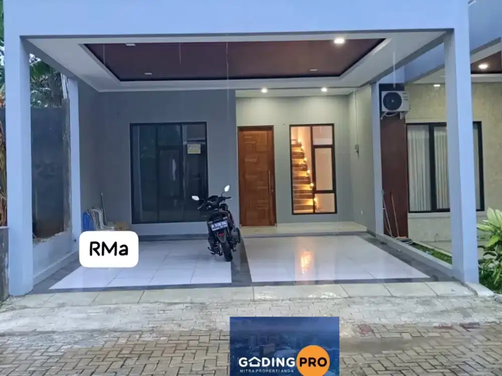 DIJUAL RUMAH SIAP HUNI DENGAN KOLAM RENANG PRIBADI