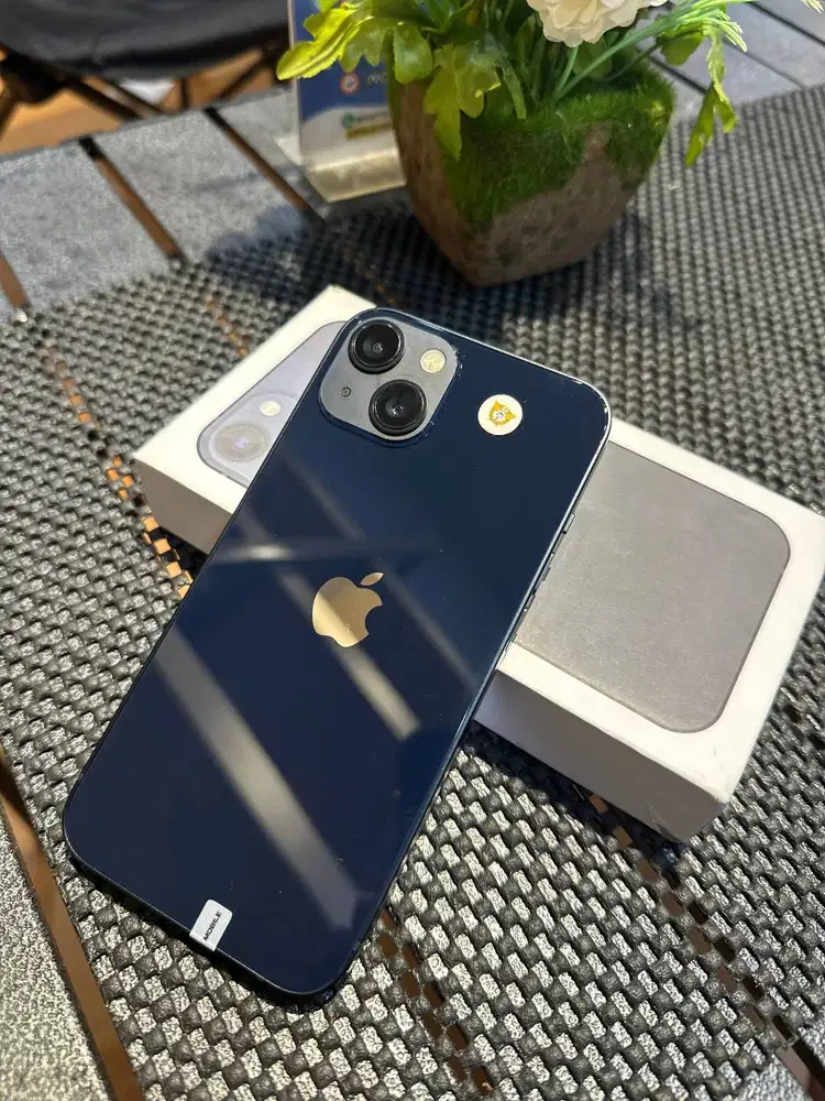 iPhone 13 128GB  – Resmi Beacukai Sinyal Permanen Mulus