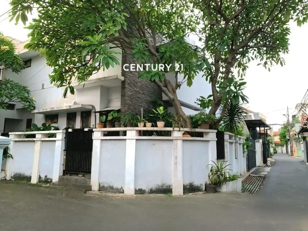 Dijual Rumah Hook Siap Huni Lingkungan Aman Dan Nyaman Di Tebet