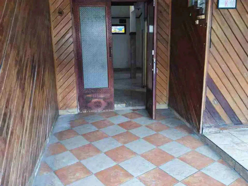 Disewakan Rumah Taman Kopo Indah 1