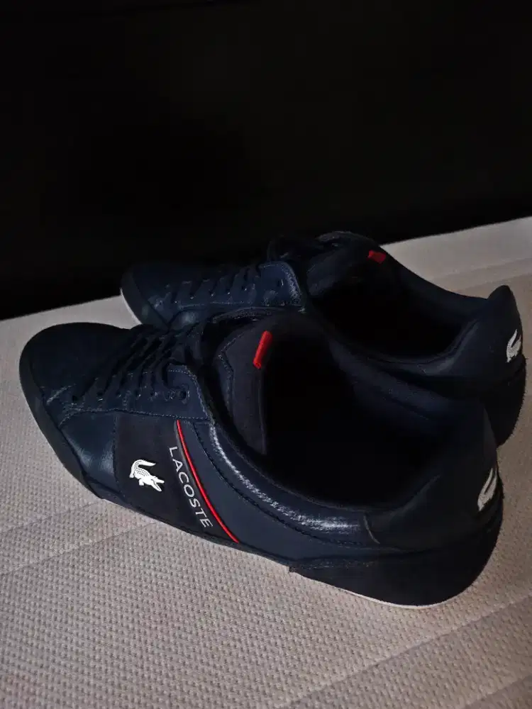 Sepatu Pria Preloved Lacoste