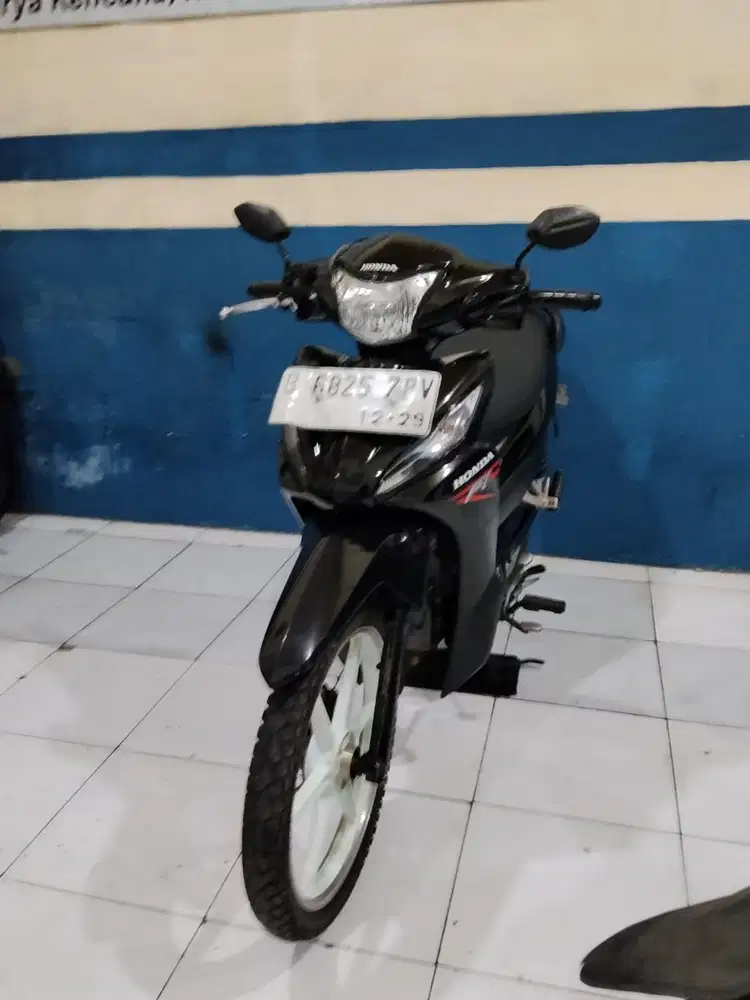HONDA REVO INJEKSI 2019 SIAP PAKAI SUPER MEWAH GLOWING
