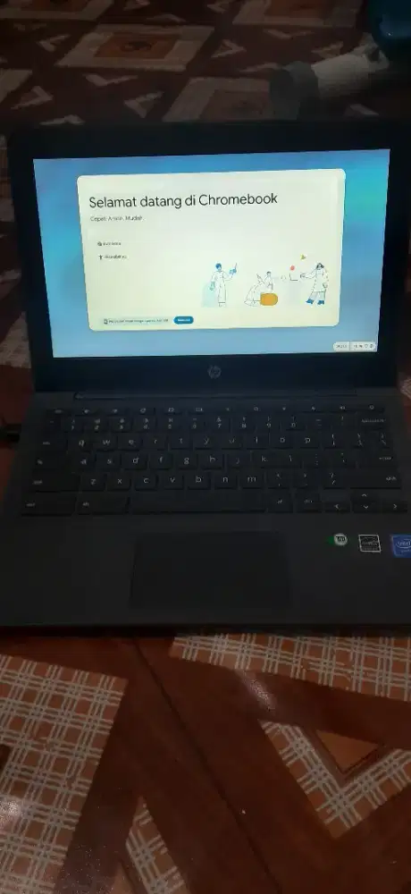 HP Chromebook 11 G8   - Ram 4GB - Storage 32 GB