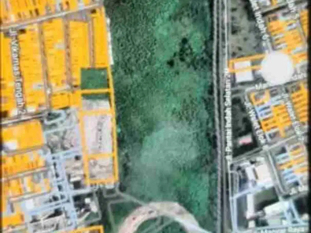 dijual tanah di kapuk Vikamas belakang tembok long bach PIK 1