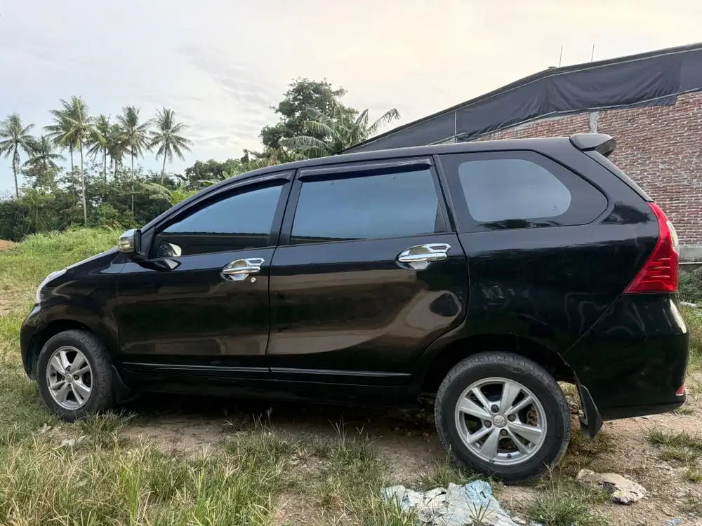 Toyota Avanza 2012 Bensin