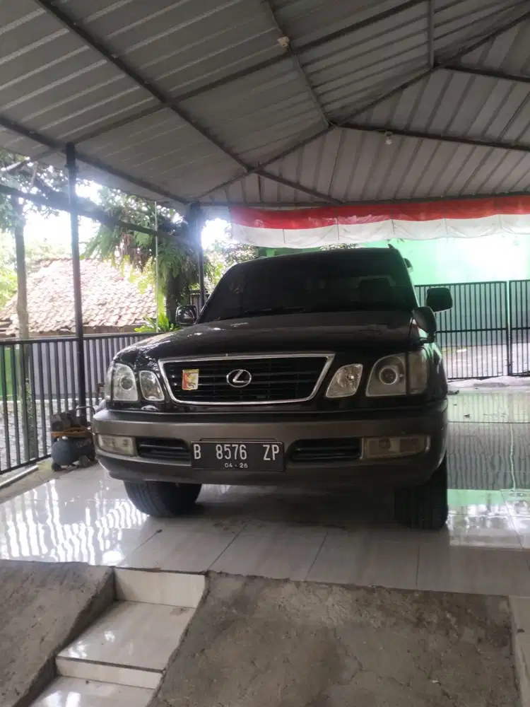 Toyota Land Cruiser Cygnus 4.7 2001