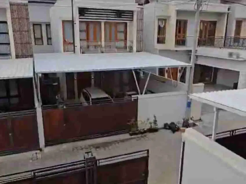 dijual rumah cantik 2 lantai di dalam cluster elite nusa dua