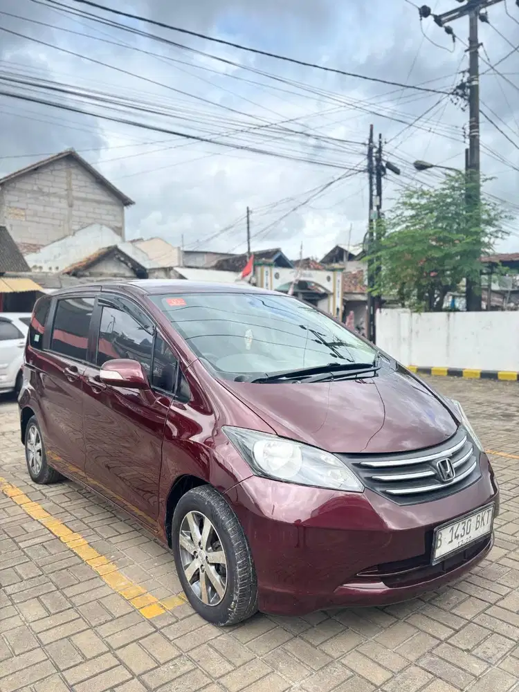 Honda Freed PSD 2010 matic