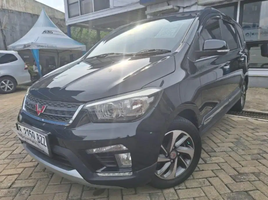 DP RENDAH Wuling Confero S 1.5 C Lux Bensin-MT 2020 NZL