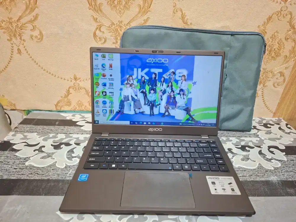 Laptop Axioo Slimbook Hype 10 • Like New 97% •  SSD 256GB • 8GB •