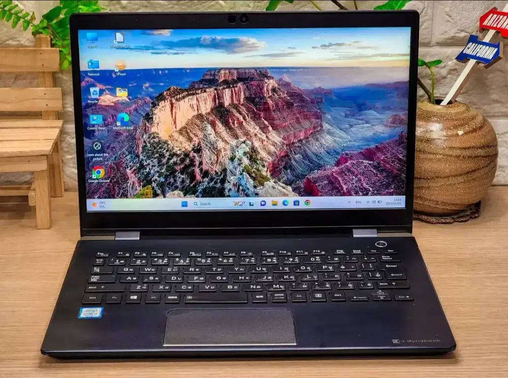 TOSHIBA Dynabook G83 Utrathin ~ Tersedia 2 Unit