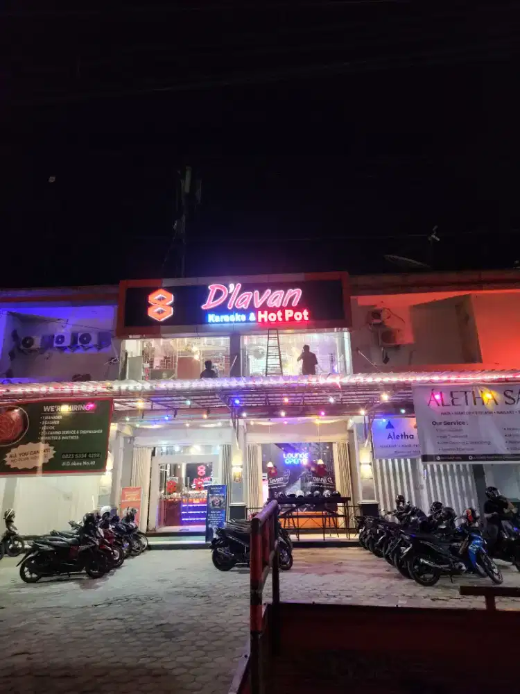 Disewakan toko 4 pintu restoran & bisnis berjalan