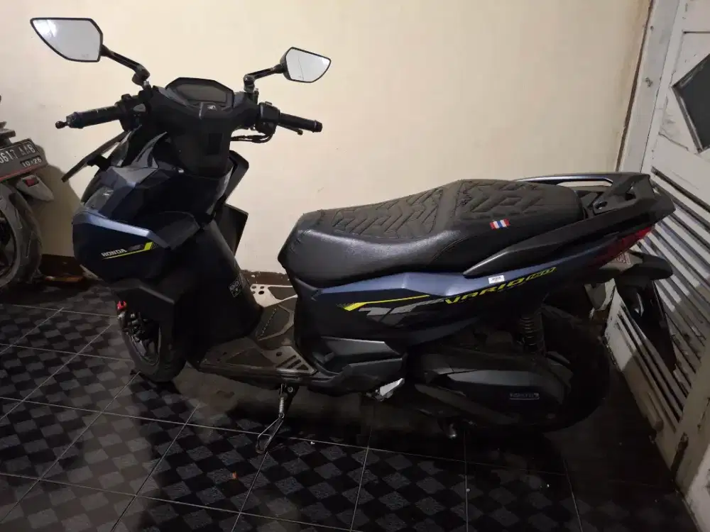 Vario 160 Th. 2024 (biru)
Good Condition/like new - siap pakai