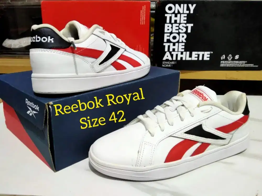 Sepatu Reebok Royal