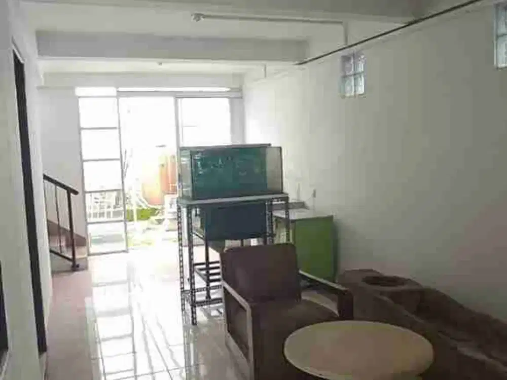 Disewakan Rumah Mekar Wangi Lingkungan tenang