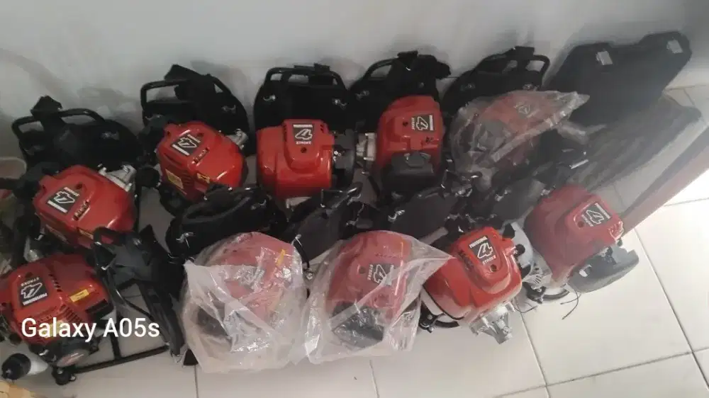 MESIN PEMOTONG RUMPUT 4 TAK GENDONG GX435