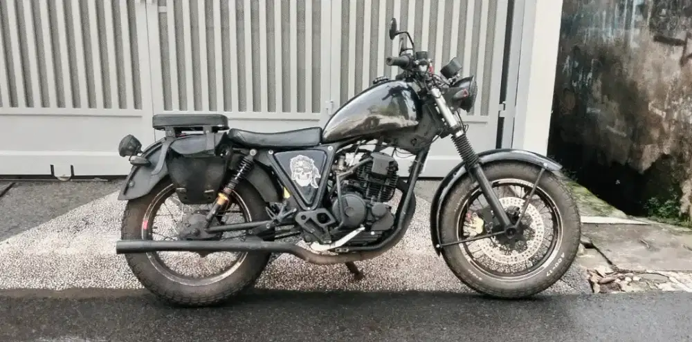 Yamaha Scorpio 225 cc