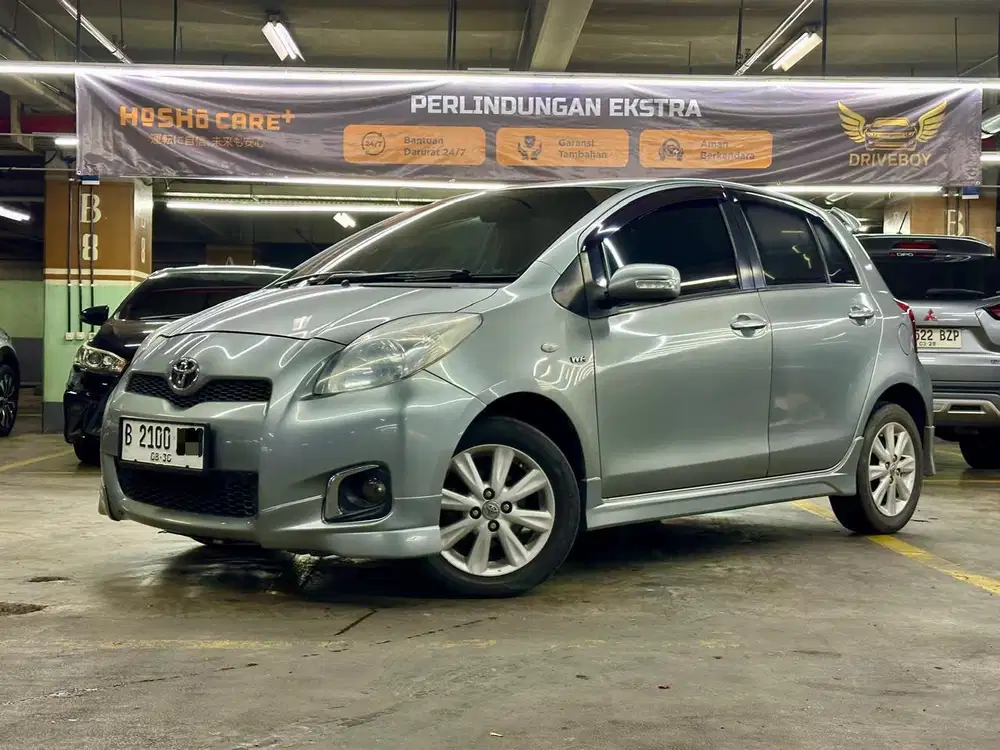 TOYOTA YARIS 1.5 E AT 2012 (MINT CONDITION)