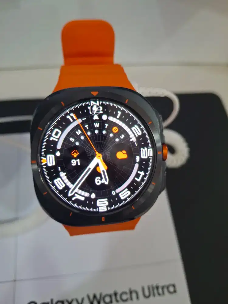 JAM OLAHRAGA SAMSUNG WATCH ULTRA 47MM LIMITED GRAY DISKON 2 JUTA