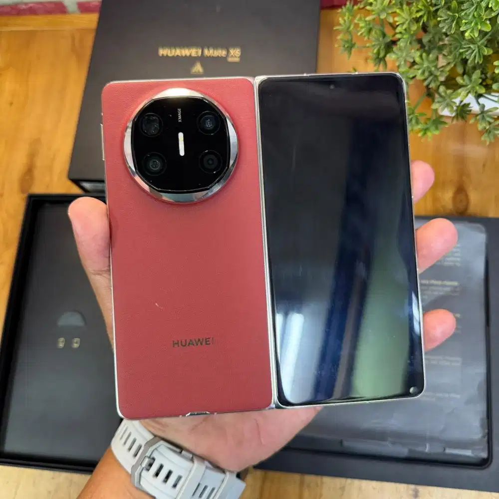 Huawei Mate x6 12/512GB Nebula red Istimewa Garansi resmi indonesia