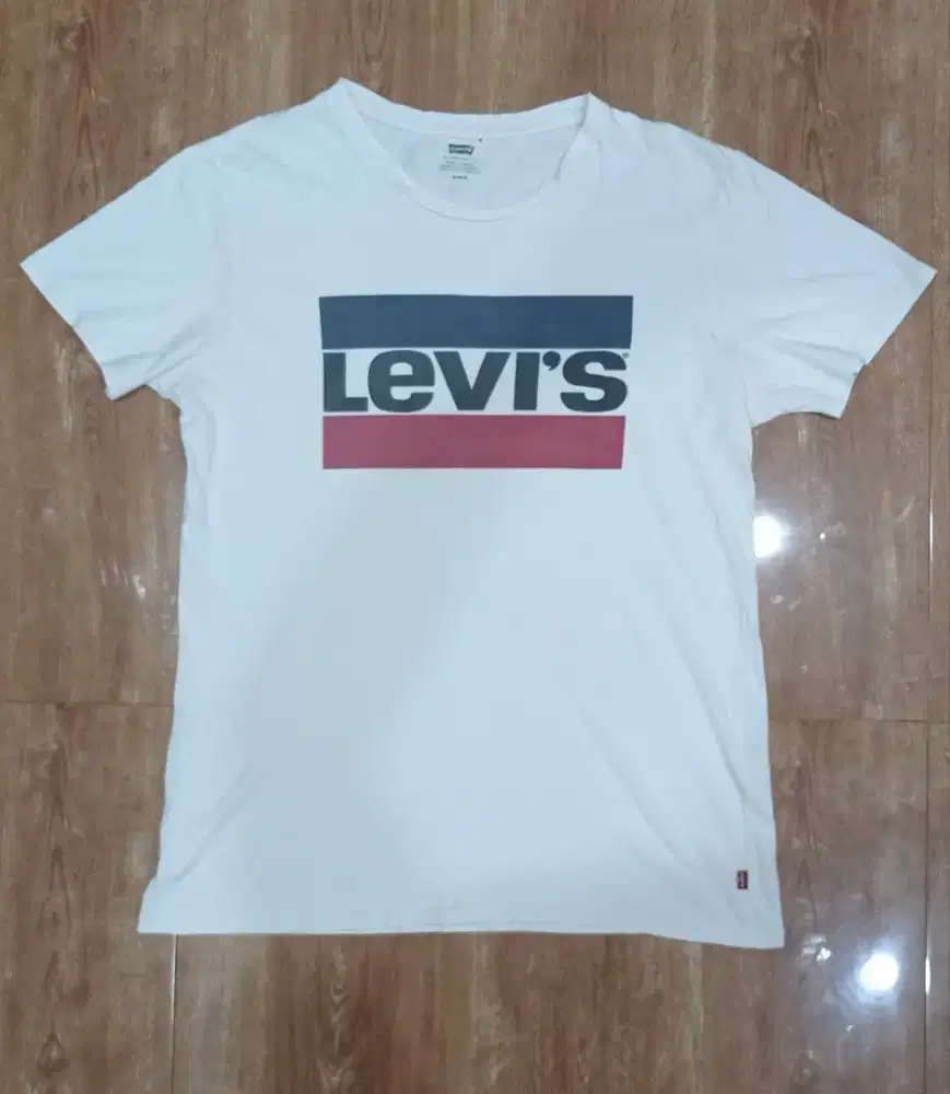 Kaos levis original