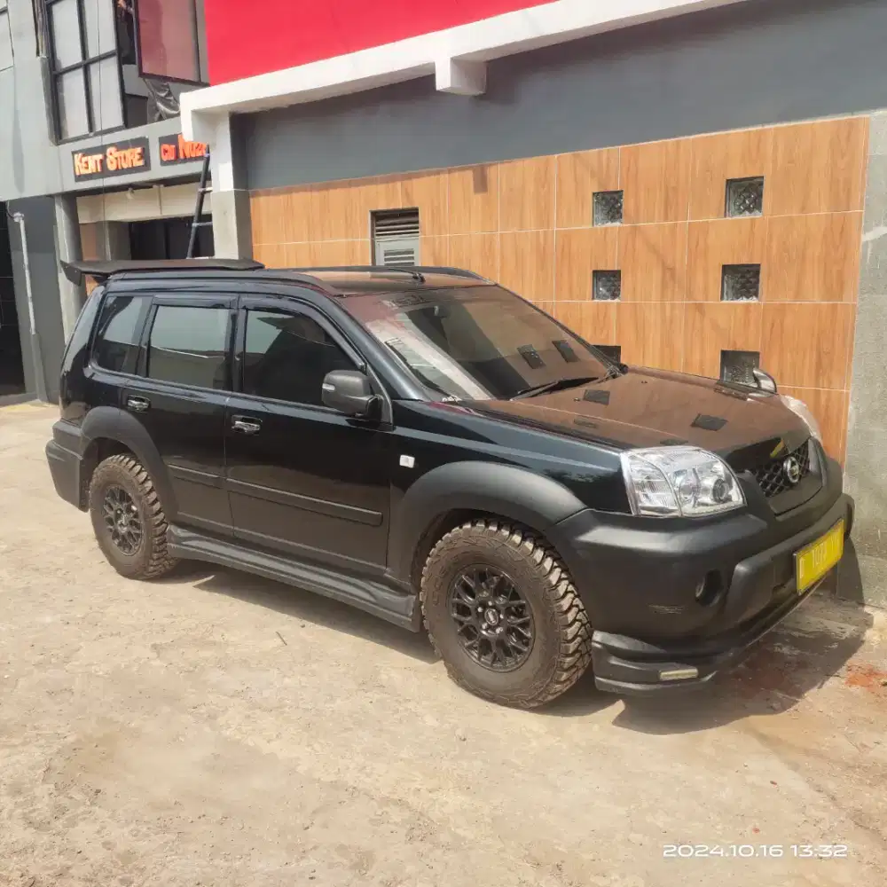 Nissan X-Trail 2005 Bensin