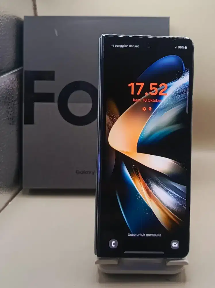 SAMSUNG Z FOLD 4 5G RAM 12/256GB ORIGINAL SEIN  FULLSHET SIAP PAKE 

T