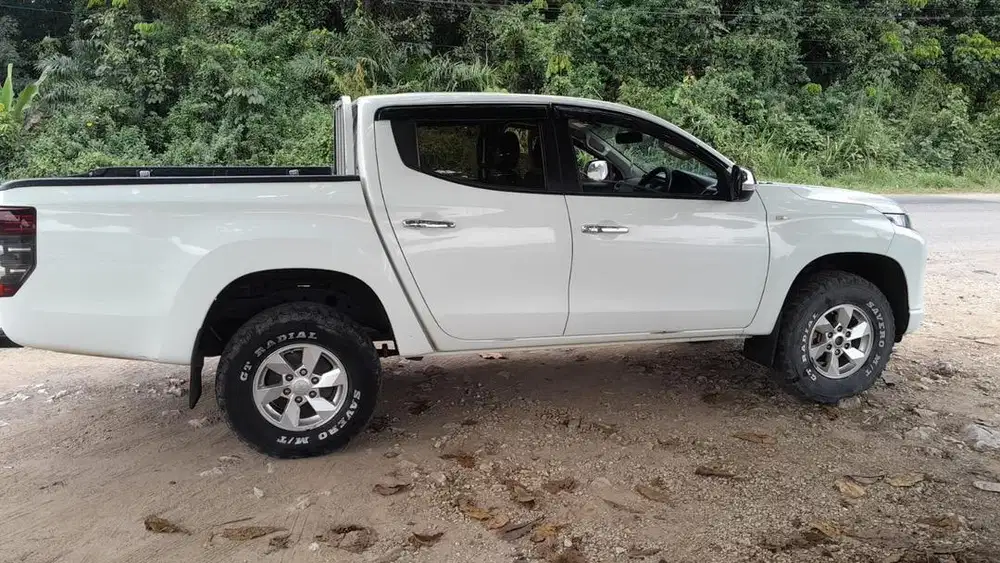 Mitsubishi Triton GLS 2021