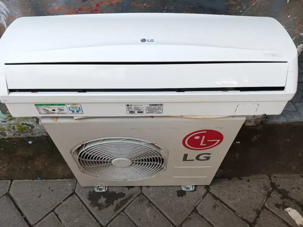 Dijual AC 1/2 pk merk LG 260 watt