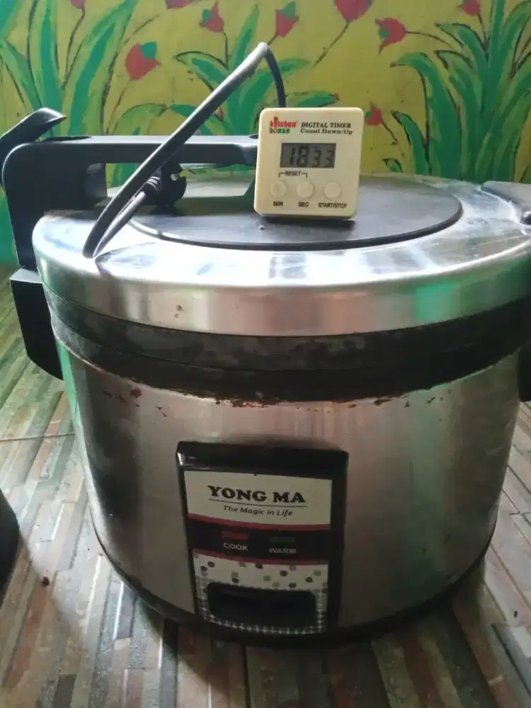 RICE COOKER MEREK YONG MA