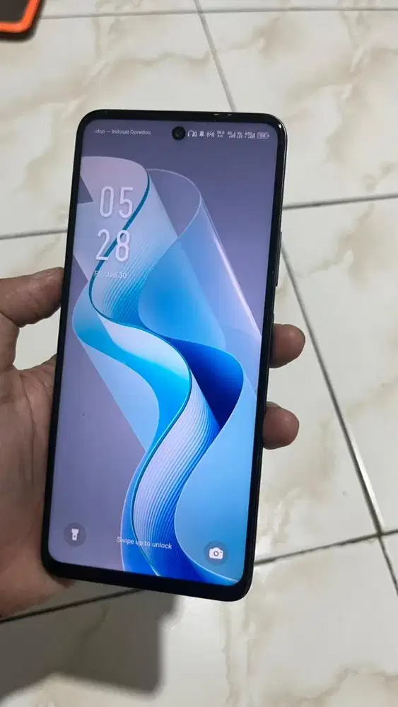 Infinix hot 8/128 gb