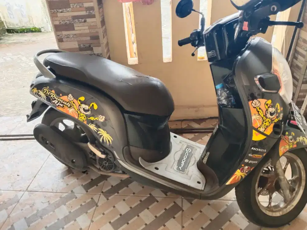 Dijual Scoopy 2019