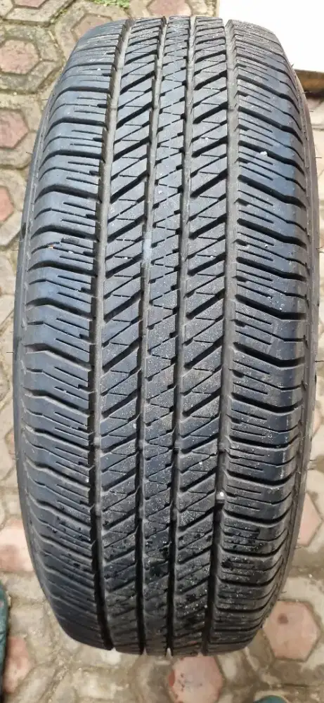 Ban Brigestone 265/65/17