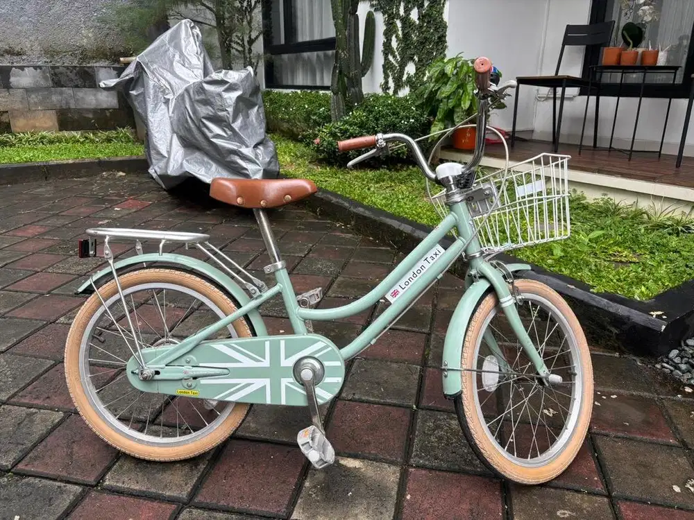 Sepeda London taxi bekas