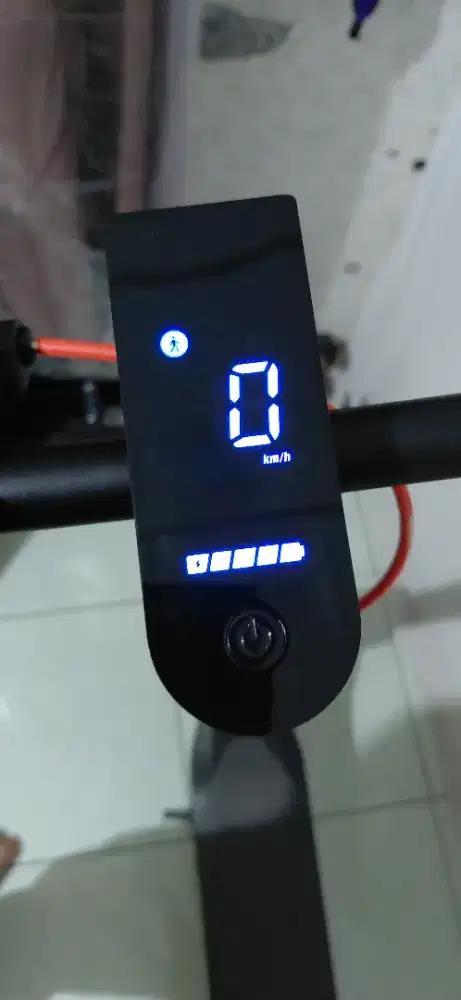 Electric Scooter 4 Lite 2nd Gen Jarak tempuh 25 Km | Skuter li strik