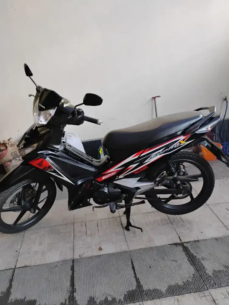 Supra X 125 Low KM
