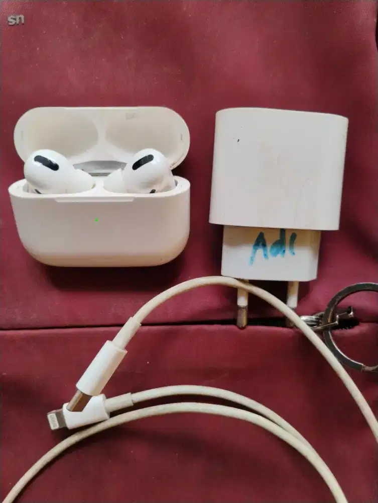 AIRPODS PRO 1 cancelling noise