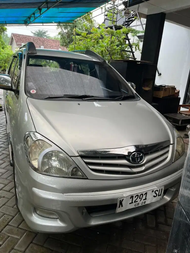 Inova diesel matic 2010