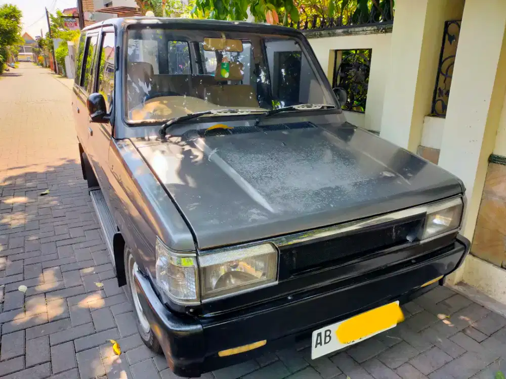 Dijual kijang super delux ssx kf40 short tahun '92