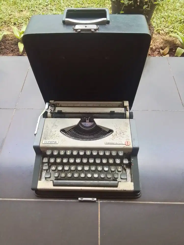 Bisa Nego - Mesin Ketik Olympia