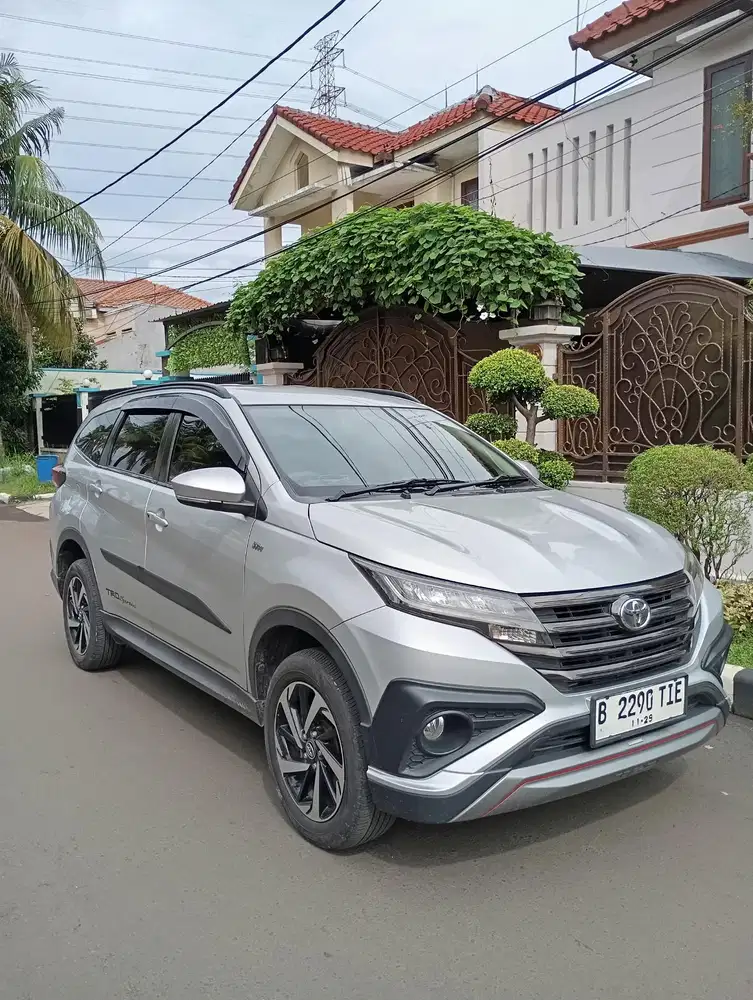 Rush trd sportivo'2019, mulus seperti baru,jarang pake